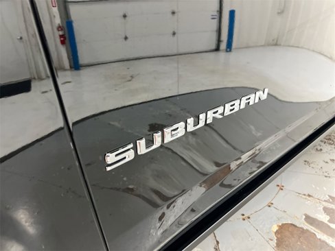 New 2026 Chevrolet Suburban High Country image 28