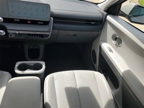 Used 2023 Hyundai Ioniq 5 SEL image 31