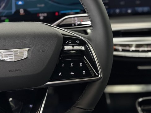 New 2025 Cadillac Lyriq Luxury image 24