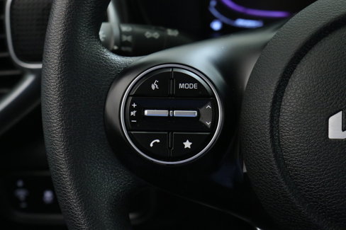 Used 2023 Kia Soul LX w/ LX Technology Package image 13
