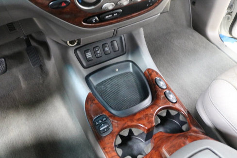 Used 2005 Toyota Sequoia Limited image 32