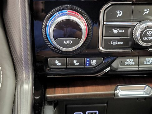 Used 2024 GMC Yukon Denali Ultimate image 27