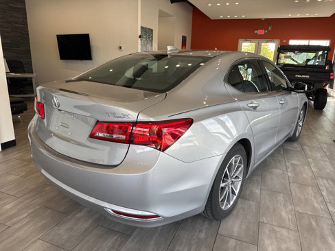 Used 2019 Acura TLX image 11