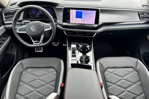 New 2025 Volkswagen Atlas Peak Edition SE image 11