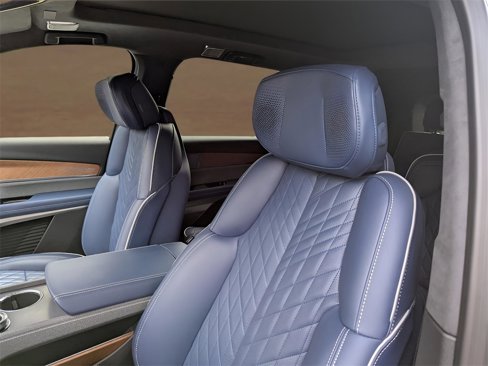 New 2026 Cadillac Vistiq Premium Luxury image 9