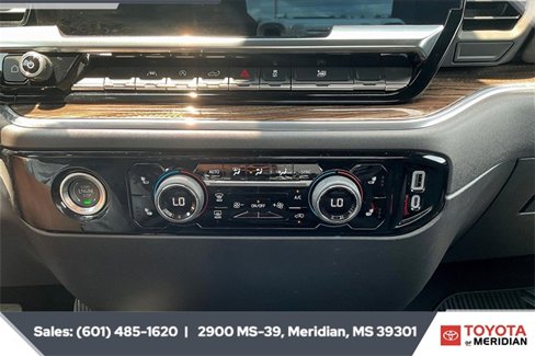 Used 2024 Chevrolet Silverado 1500 LT image 22
