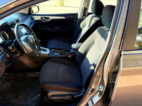 Used 2015 Nissan Sentra SV w/ Navigation Package image 35
