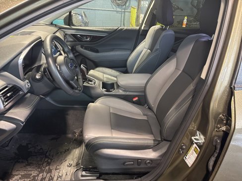 Certified 2025 Subaru Outback Onyx Edition XT image 48