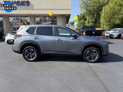 Used 2024 Nissan Rogue SV image 7