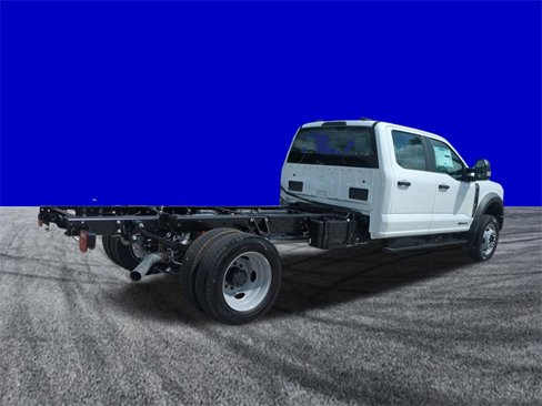 New 2026 Ford F450 2WD Crew Cab Super Duty image 4