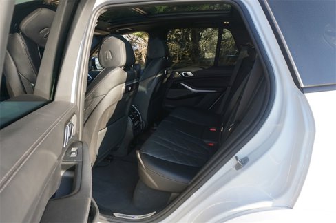 Used 2024 BMW X5 sDrive40i w/ M Sport Package image 15