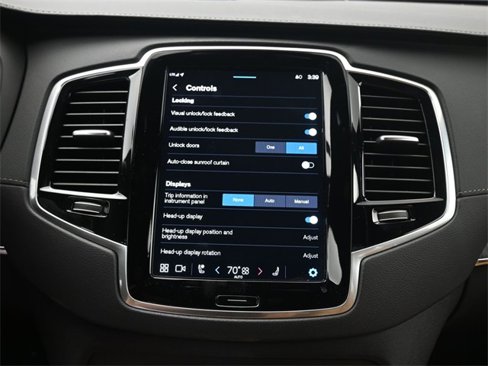 Used 2024 Volvo XC90 B6 Ultimate w/ Lounge Package image 18