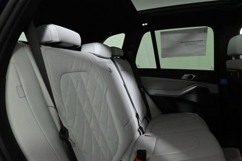 New 2026 BMW X5 M60i w/ Climate Comfort Package image 37