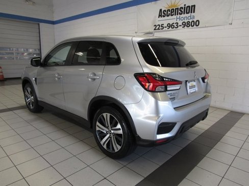 Used 2024 Mitsubishi Outlander Sport SE image 11