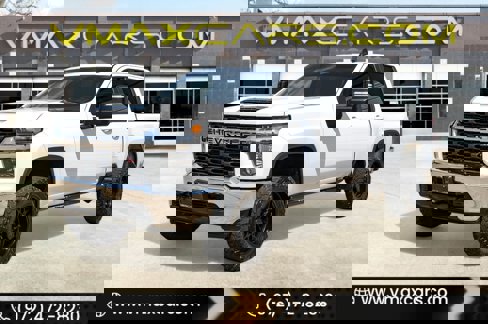 Used 2020 Chevrolet Silverado 2500 LT w/ Z71 Off-Road Package image 1