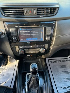 Used 2017 Nissan Rogue SL w/ SL Premium Package image 10