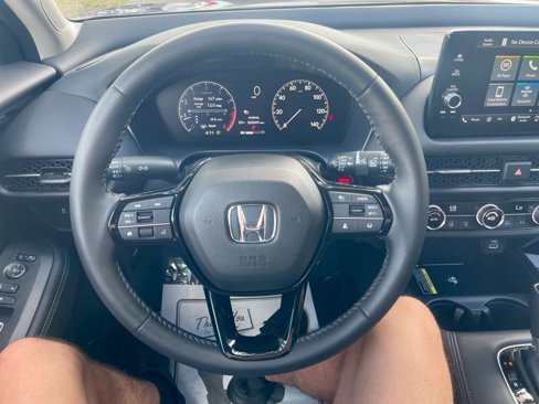 Used 2025 Honda HR-V EX-L image 14