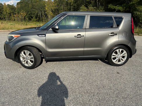 Used 2016 Kia Soul + w/ Primo Package image 2