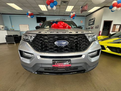 Used 2022 Ford Explorer ST-Line image 6