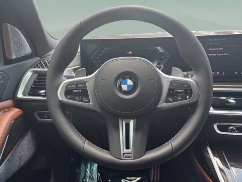New 2026 BMW X7 M60i image 9