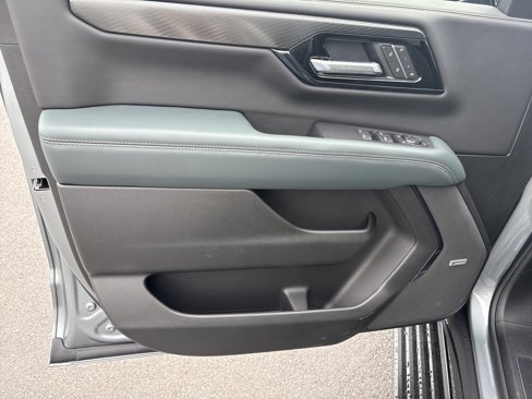 New 2026 GMC Yukon XL AT4 w/ AT4 Premium Plus Package image 15