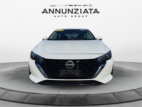 Used 2025 Nissan Sentra SV w/ All-Weather Package image 8