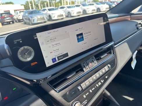 New 2025 Lexus ES 350 Luxury image 46