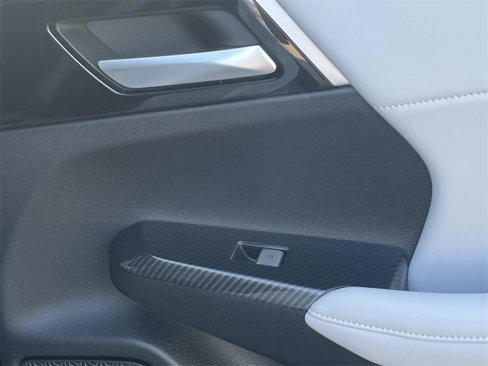 New 2025 Mitsubishi Outlander SE image 17