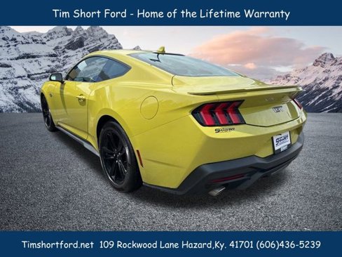Used 2025 Ford Mustang GT image 4