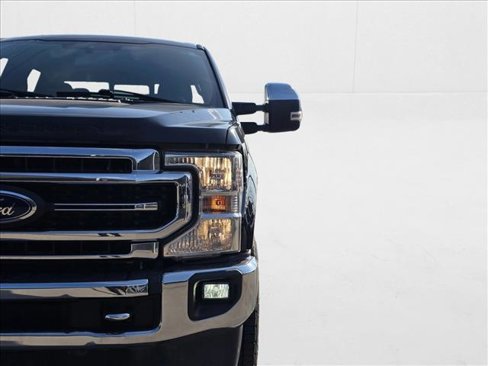 Used 2021 Ford F250 Lariat image 9