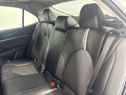 Used 2023 Toyota Camry XSE image 22