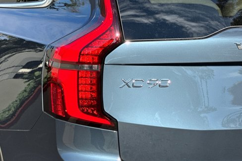 New 2026 Volvo XC90 B6 Ultra w/ Lounge Package image 7