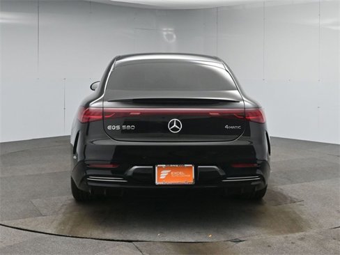 Used 2022 Mercedes-Benz EQS 580 4MATIC Sedan image 4
