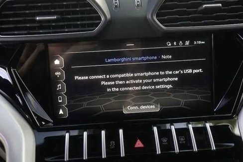 Used 2020 Lamborghini Urus image 18