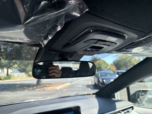 New 2025 Toyota Corolla SE image 19