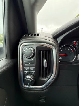 Used 2023 Chevrolet Silverado 2500 LT w/ Convenience Package image 20