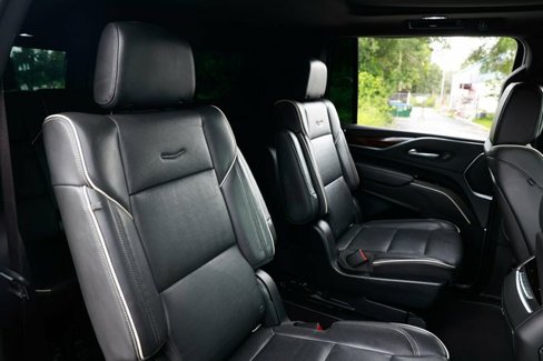 Used 2021 Cadillac Escalade ESV Premium Luxury image 14