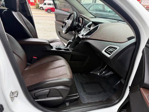 Used 2015 GMC Terrain SLT image 17