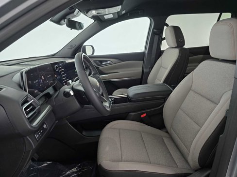 New 2026 Chevrolet Traverse LT w/ Enhanced Driving Package image 23