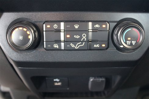 Used 2022 Ford F550 4x4 Crew Cab Super Duty w/ Power Equipment Group image 26