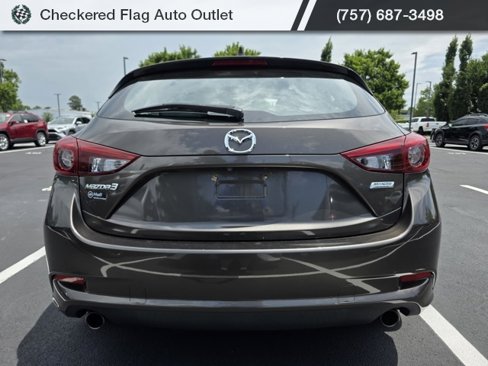 Used 2017 MAZDA MAZDA3 Grand Touring image 5