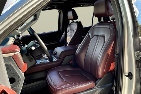Used 2023 Ford Expedition Max Limited image 19