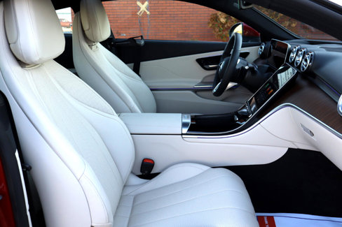Used 2024 Mercedes-Benz CLE 300 4MATIC Coupe image 18