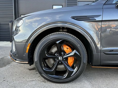 New 2025 Bentley Bentayga image 6