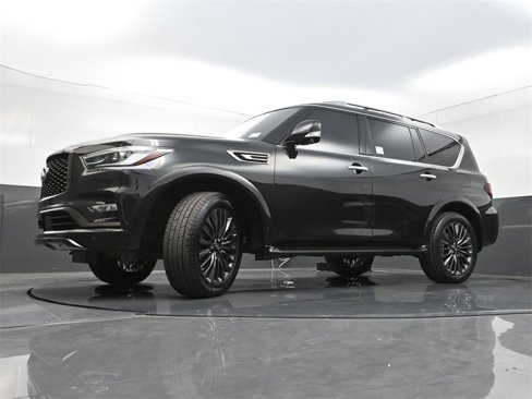 Used 2024 INFINITI QX80 Sensory image 32