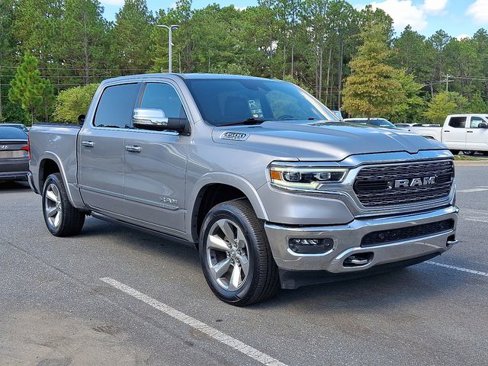 Used 2022 RAM 1500 Limited image 1