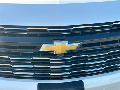 New 2025 Chevrolet Suburban High Country image 31