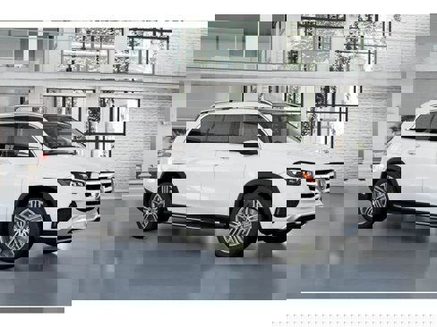 New 2026 Mercedes-Benz GLS 450 4MATIC image 11
