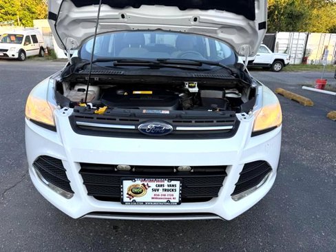 Used 2016 Ford Escape SE w/ Equipment Group 201A image 40