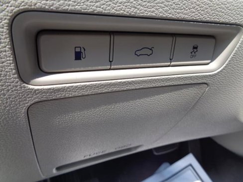 Used 2018 Hyundai Sonata Limited image 20